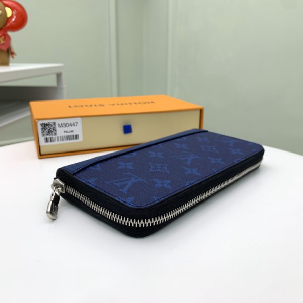 Louis Vuitton Zippy Vertical Wallet - Blue - Image 5