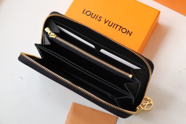 Louis Vuitton Zippy Coin Purse - Black - Image 4