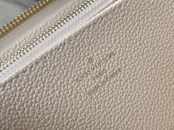 Louis Vuitton Zippy Wallet - Image 4