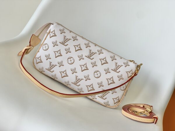 Louis Vuitton Buci Handbag - White - Image 3