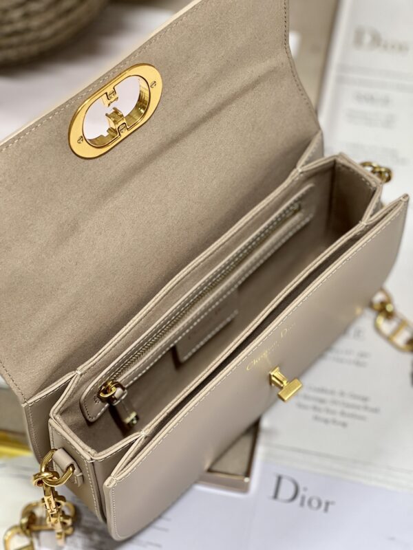 Dior Montaigne Avenue Enamel Chain Handbag - Ivory Gray - Image 3