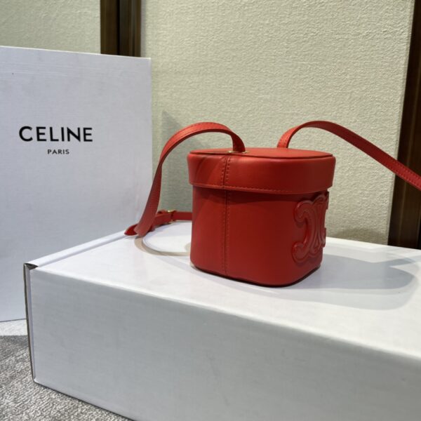 Celine Boxtriomphe Three-dimensional Small Bucket Bag - Red - Image 5