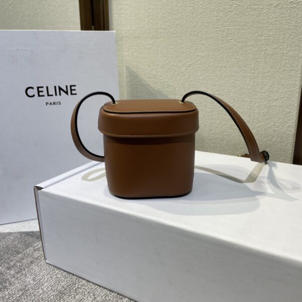 Celine Boxtriomphe Three-dimensional Small Bucket Bag - Brown - Image 4